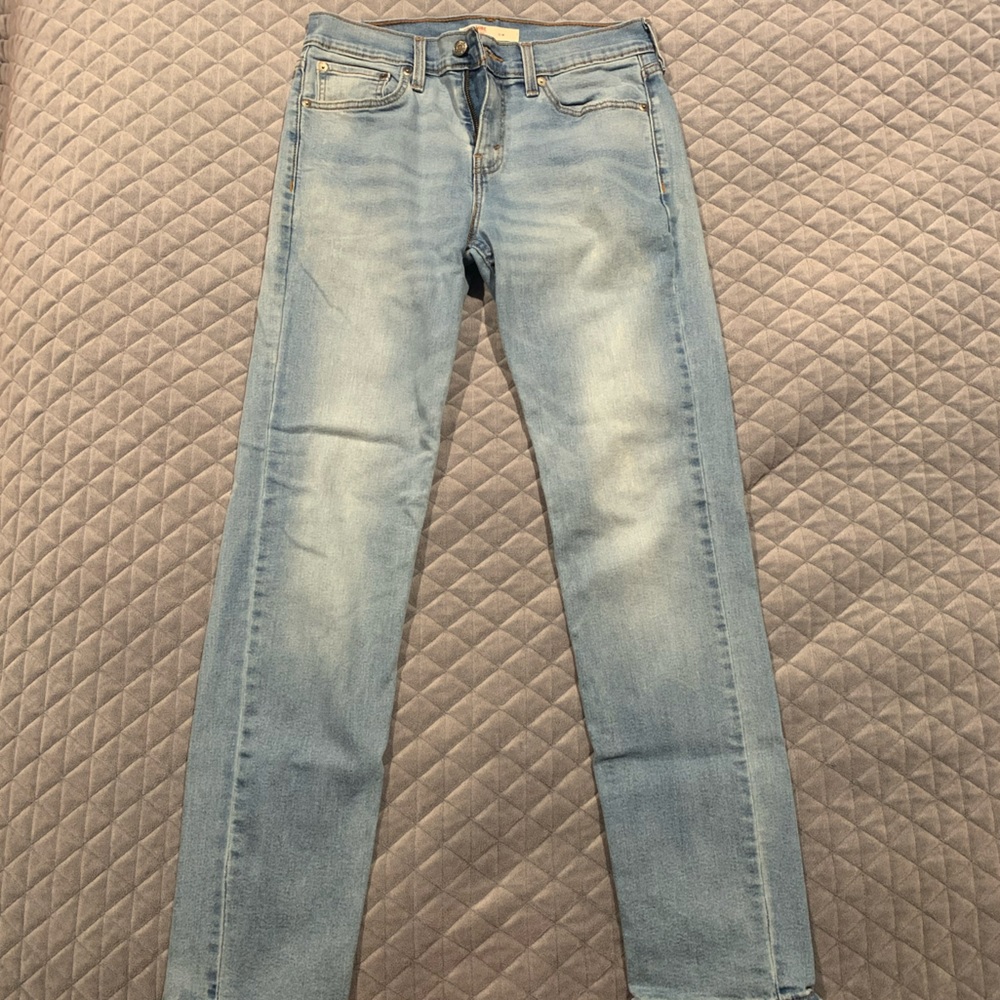 Levi Slim Fit Jeans